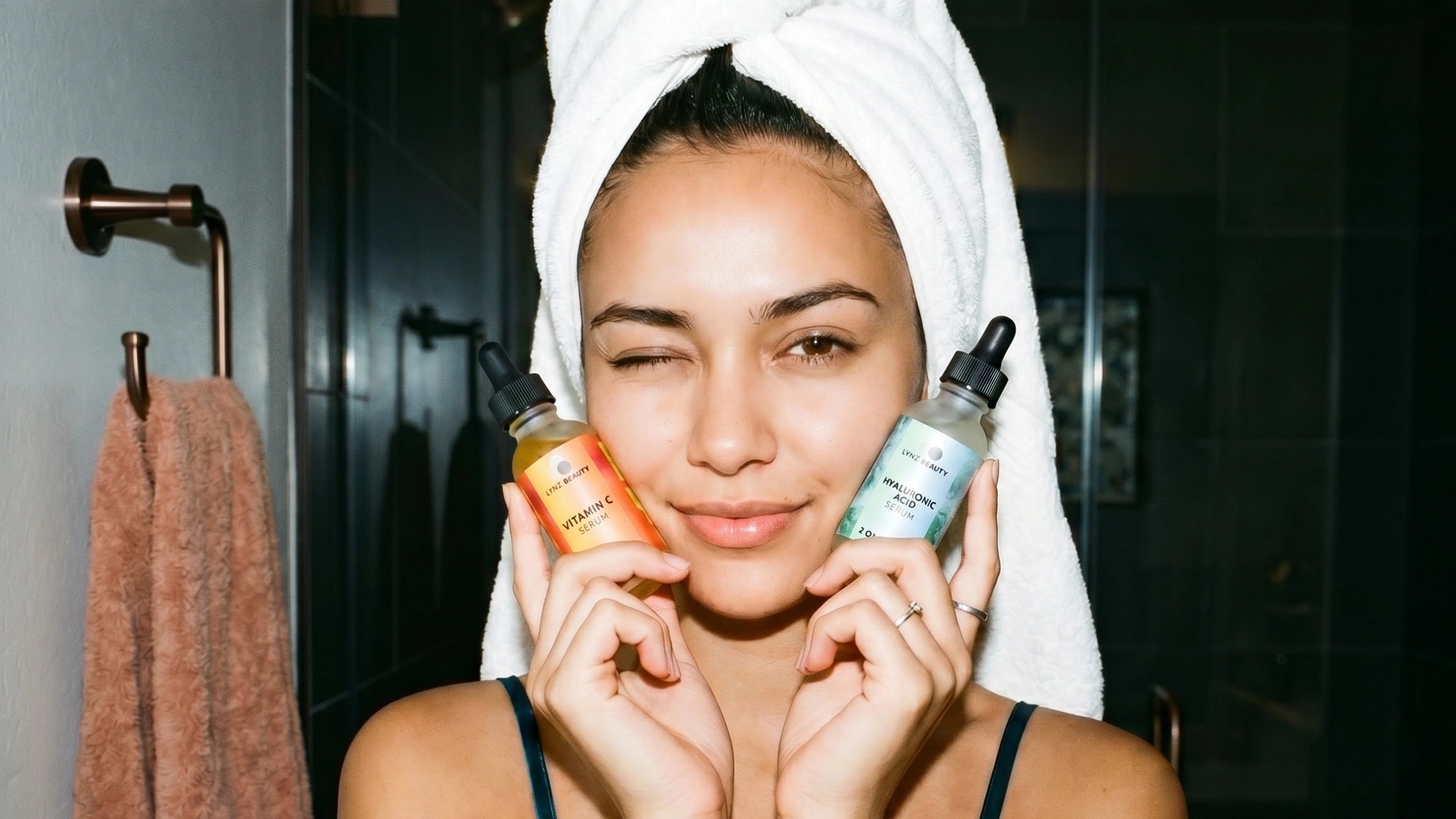 LYNZ Beauty Vitamin C Face Serum lifestyle shot – clean beauty skincare routine after shower